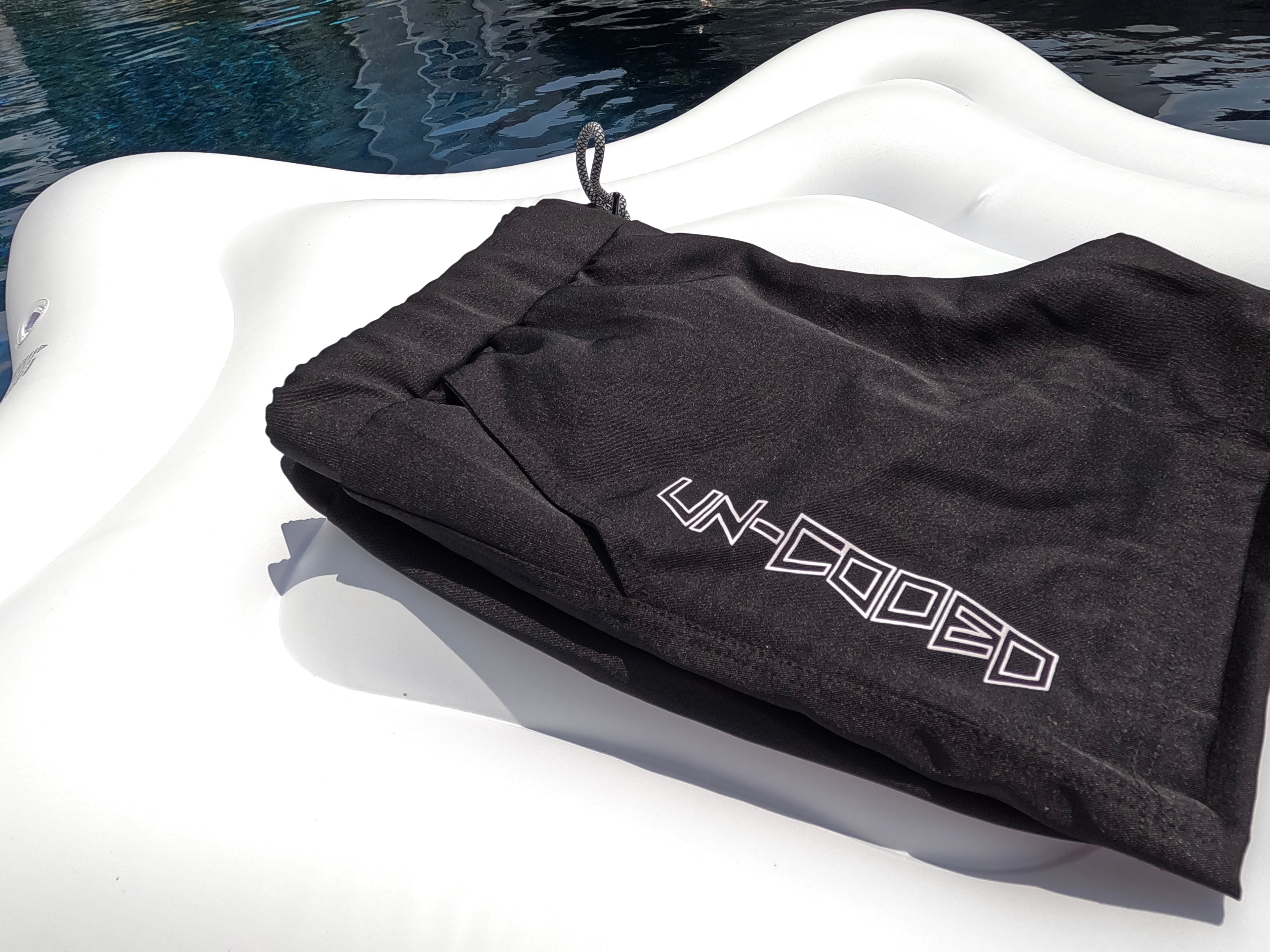 UN-COØED shorts